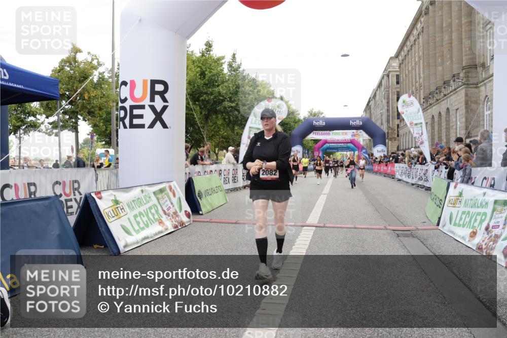 06.09.2026 - CURREX Alsterlauf Yannick Fuchs http://msf.ph/oto/10210882 06.09.2026 10:09:27 Ziel 2082, 2201, 2466, 2707, 2919, 3332, 3573, 4222, 4280, 4328, 4536, 4815, 4986, 5126, 5241, 6070, 8271, 8294 meine-sportfotos.de