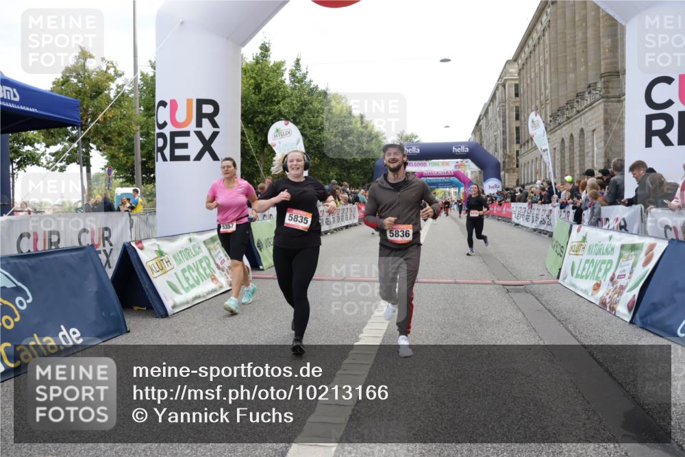06.09.2026 - CURREX Alsterlauf Yannick Fuchs http://msf.ph/oto/10213166 06.09.2026 10:09:51 Ziel 2064, 2622, 3326, 4784, 5199, 5357, 5835, 5836, 5851, 6410, 6466 meine-sportfotos.de
