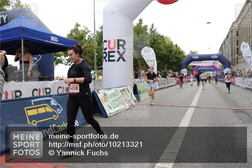 06.09.2026 - CURREX Alsterlauf Yannick Fuchs http://msf.ph/oto/10213321 06.09.2026 10:09:54 Ziel 2467, 3163, 3326, 4784, 5199, 5357, 5733, 5835, 5836, 6410, 6466 meine-sportfotos.de