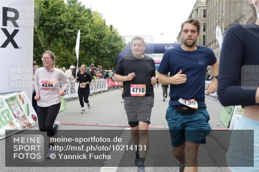 06.09.2026 - CURREX Alsterlauf Yannick Fuchs http://msf.ph/oto/10214131 06.09.2026 10:10:14 Ziel 2057, 2607, 2634, 2747, 3277, 3283, 4166, 4195, 4246, 4248, 4252, 4710, 4984, 5008, 6338, 6354, 8072, 8115, 8149, 8241 meine-sportfotos.de