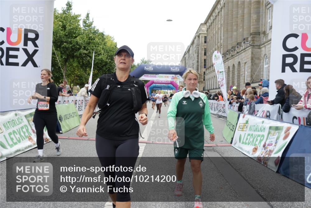 06.09.2026 - CURREX Alsterlauf Yannick Fuchs http://msf.ph/oto/10214200 06.09.2026 10:10:16 Ziel 2057, 2634, 2747, 3277, 3283, 4166, 4195, 4246, 4402, 4710, 4775, 4855, 4984, 5008, 5558, 6338, 6354, 8034, 8072, 8115, 8149, 8241 meine-sportfotos.de