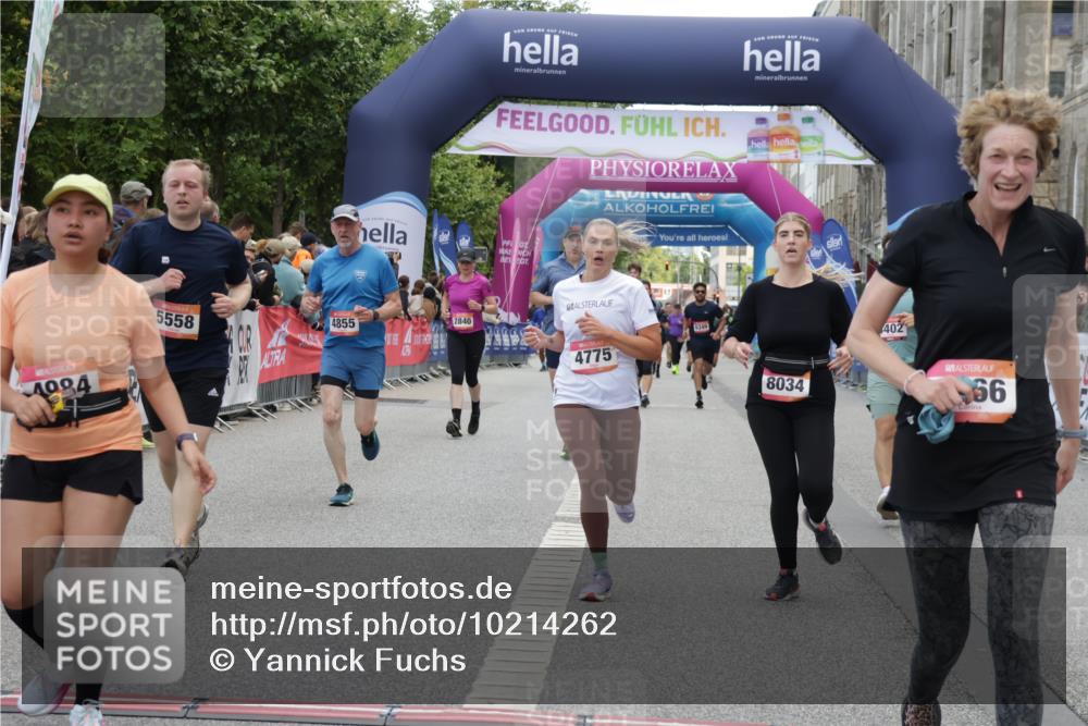 06.09.2026 - CURREX Alsterlauf Yannick Fuchs http://msf.ph/oto/10214262 06.09.2026 10:10:18 Ziel 2747, 4166, 4195, 4246, 4402, 4710, 4775, 4816, 4855, 4984, 5008, 5558, 6338, 6354, 8034, 8072, 8115, 8149, 8241 meine-sportfotos.de