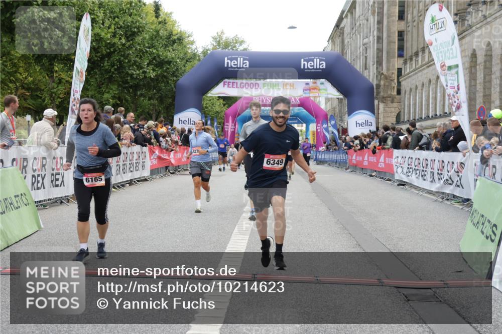 06.09.2026 - CURREX Alsterlauf Yannick Fuchs http://msf.ph/oto/10214623 06.09.2026 10:10:26 Ziel 4144, 4239, 4402, 4694, 4775, 4816, 4855, 5558, 6165, 6349, 8034 meine-sportfotos.de