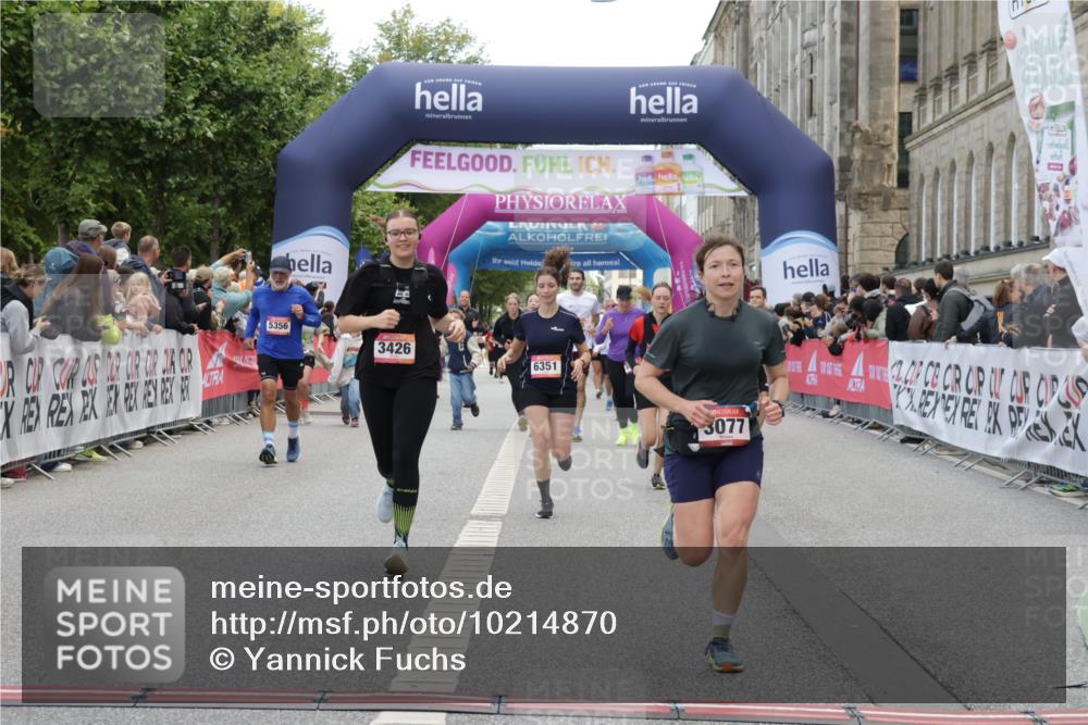 06.09.2026 - CURREX Alsterlauf Yannick Fuchs http://msf.ph/oto/10214870 06.09.2026 10:10:33 Ziel 3077, 3278, 3426, 4066, 4144, 4239, 4694, 5356, 6165, 6349, 6351 meine-sportfotos.de
