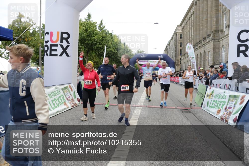 06.09.2026 - CURREX Alsterlauf Yannick Fuchs http://msf.ph/oto/10215355 06.09.2026 10:10:44 Ziel 2058, 2509, 2589, 2670, 2674, 2734, 3127, 3278, 3345, 3649, 3930, 4066, 4077, 4167, 4211, 4238, 4697, 4959, 5356, 6220 meine-sportfotos.de