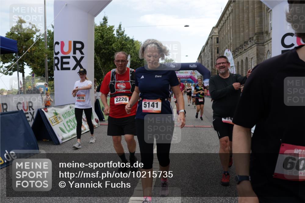 06.09.2026 - CURREX Alsterlauf Yannick Fuchs http://msf.ph/oto/10215735 06.09.2026 10:10:56 Ziel 2226, 2312, 2365, 2417, 2427, 2552, 2566, 2616, 2732, 2734, 2982, 3348, 3685, 3687, 3840, 3995, 5141, 5142, 5555, 5898, 6088, 6434 meine-sportfotos.de