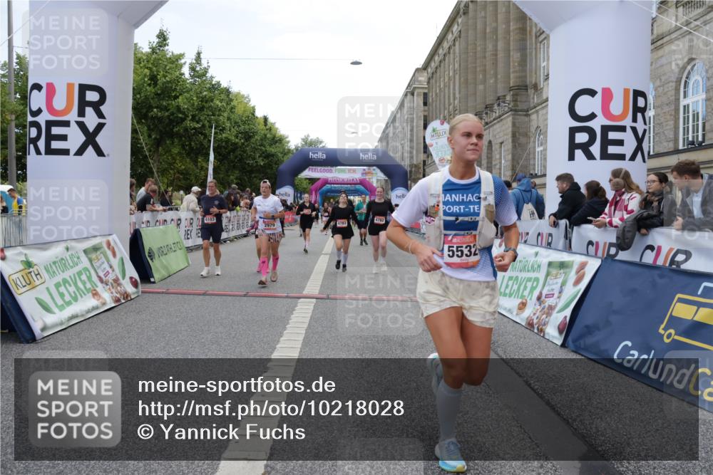 06.09.2026 - CURREX Alsterlauf Yannick Fuchs http://msf.ph/oto/10218028 06.09.2026 10:11:18 Ziel 2324, 2889, 2890, 2979, 2980, 4251, 4612, 4782, 4783, 5327, 5351, 5392, 5393, 5532, 5818, 6100, 6103, 6393, 6465 meine-sportfotos.de