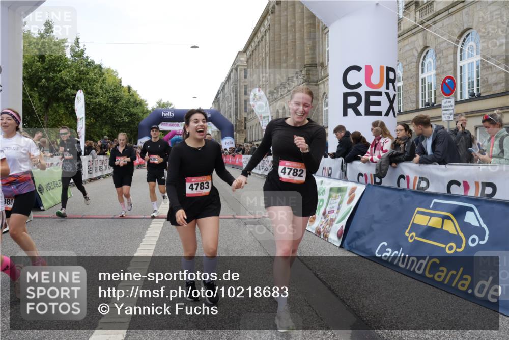 06.09.2026 - CURREX Alsterlauf Yannick Fuchs http://msf.ph/oto/10218683 06.09.2026 10:11:20 Ziel 2889, 2890, 2979, 2980, 4251, 4442, 4517, 4612, 4782, 4783, 5327, 5351, 5392, 5393, 5532, 5647, 5818, 6100, 6103, 6393, 6465 meine-sportfotos.de