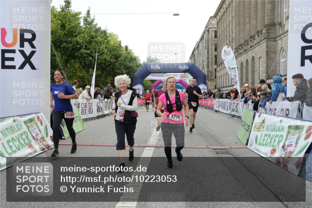 06.09.2026 - CURREX Alsterlauf Yannick Fuchs http://msf.ph/oto/10223053 06.09.2026 10:11:59 Ziel 3198, 3761, 3776, 3777, 4223, 4653, 4787, 4790, 5197, 5292, 6467 meine-sportfotos.de