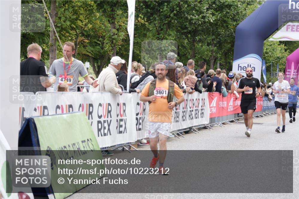 06.09.2026 - CURREX Alsterlauf Yannick Fuchs http://msf.ph/oto/10223212 06.09.2026 10:12:11 Ziel 3108, 3128, 3557, 3601, 3761, 4215, 4216, 4946, 4957, 4958, 6271 meine-sportfotos.de