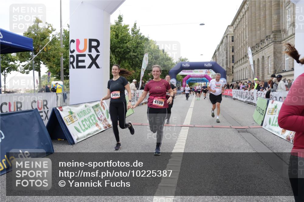 06.09.2026 - CURREX Alsterlauf Yannick Fuchs http://msf.ph/oto/10225387 06.09.2026 10:14:12 Ziel 2800, 2866, 2867, 3494, 3992, 3993, 4109, 4253, 4452, 5506 meine-sportfotos.de