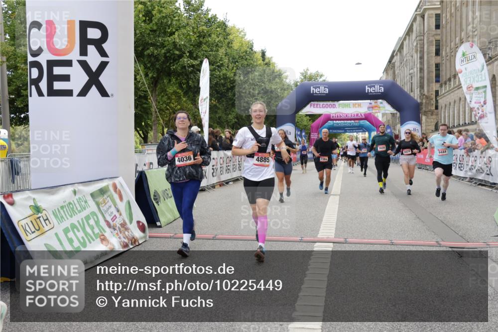 06.09.2026 - CURREX Alsterlauf Yannick Fuchs http://msf.ph/oto/10225449 06.09.2026 10:14:28 Ziel 2138, 2384, 3418, 3513, 3829, 4036, 4196, 4205, 4885, 5002, 5255, 5363, 5395, 5449, 5475, 6052, 6444 meine-sportfotos.de