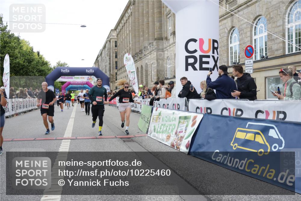06.09.2026 - CURREX Alsterlauf Yannick Fuchs http://msf.ph/oto/10225460 06.09.2026 10:14:31 Ziel 2138, 2384, 2644, 3829, 4036, 4196, 4205, 4683, 4885, 5002, 5255, 5395, 5449, 6444 meine-sportfotos.de