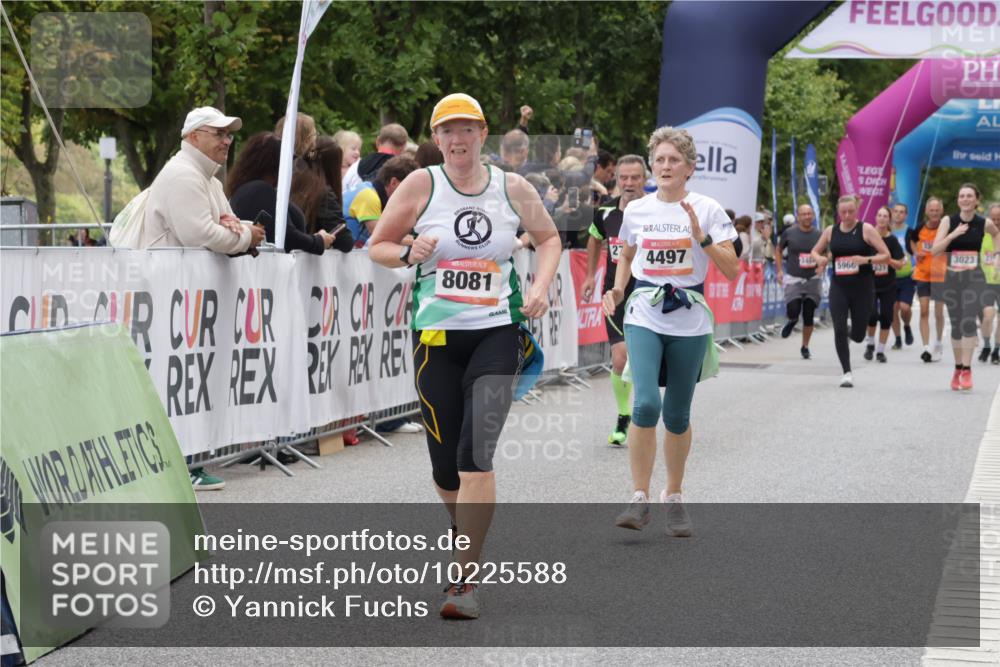 06.09.2026 - CURREX Alsterlauf Yannick Fuchs http://msf.ph/oto/10225588 06.09.2026 10:15:03 Ziel 2789, 2860, 3134, 3614, 3630, 3631, 4281, 4488, 4497, 5896, 8081 meine-sportfotos.de