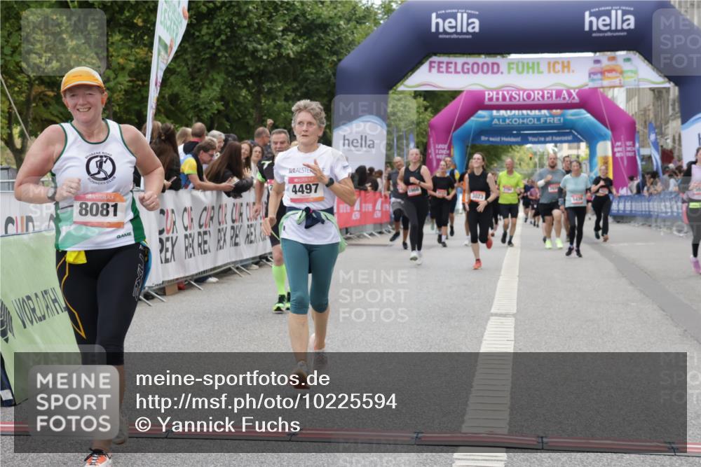 06.09.2026 - CURREX Alsterlauf Yannick Fuchs http://msf.ph/oto/10225594 06.09.2026 10:15:05 Ziel 2789, 2860, 3023, 3134, 3454, 3614, 3630, 3631, 4497, 5896, 8081 meine-sportfotos.de