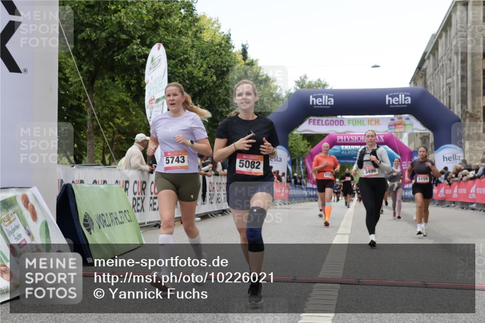 06.09.2026 - CURREX Alsterlauf Yannick Fuchs http://msf.ph/oto/10226021 06.09.2026 10:17:05 Ziel 2048, 2129, 3002, 3496, 3973, 4523, 4557, 4592, 5082, 5875, 6025, 8083, 8235, 8295 meine-sportfotos.de