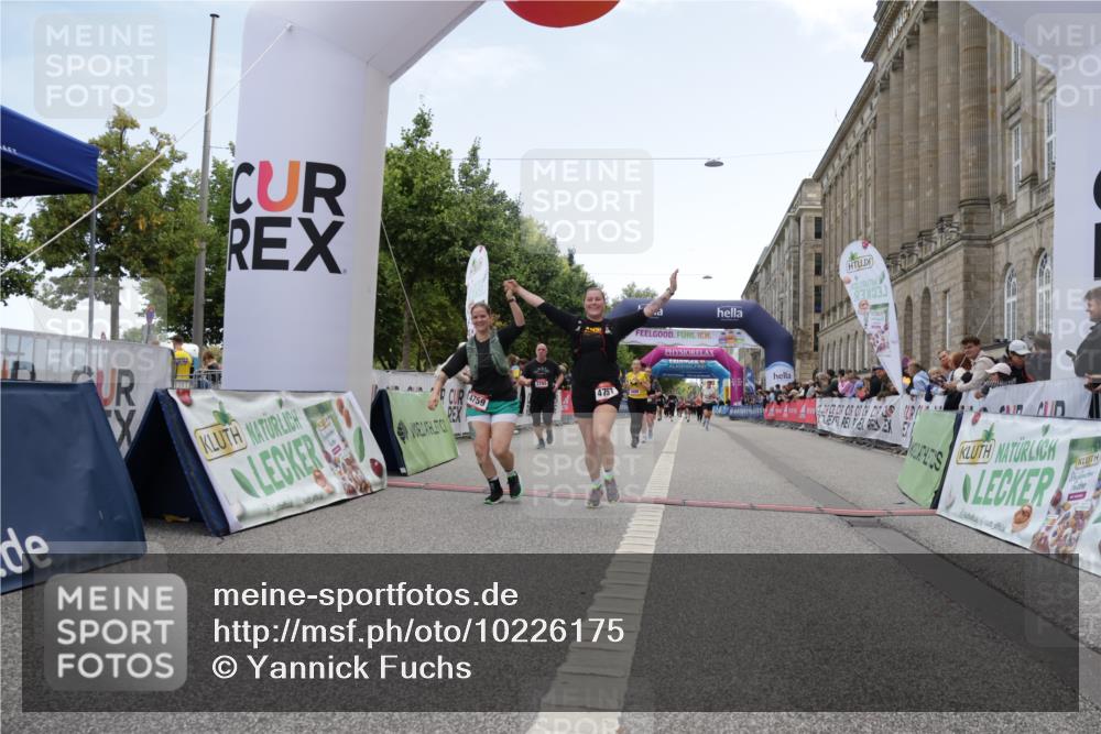 06.09.2026 - CURREX Alsterlauf Yannick Fuchs http://msf.ph/oto/10226175 06.09.2026 10:17:47 Ziel 2070, 2795, 3680, 3797, 3823, 3948, 4757, 4759, 5177, 5491 meine-sportfotos.de