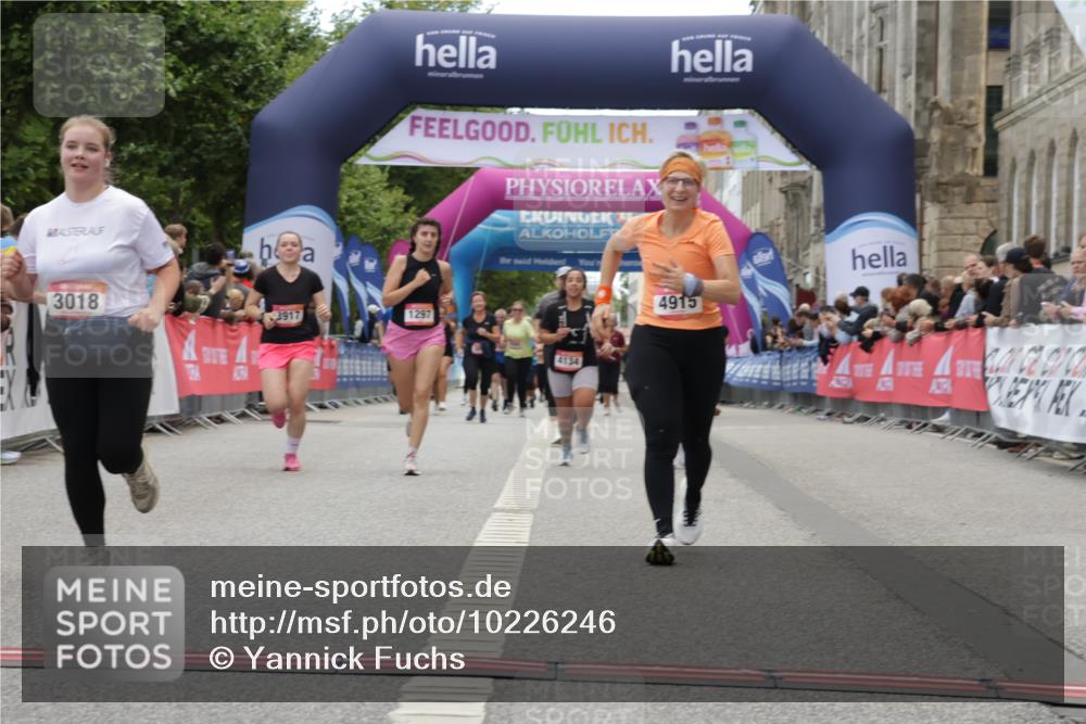 06.09.2026 - CURREX Alsterlauf Yannick Fuchs http://msf.ph/oto/10226246 06.09.2026 10:18:02 Ziel 1297, 2710, 2920, 2928, 3018, 3917, 4134, 4906, 4915, 4977 meine-sportfotos.de