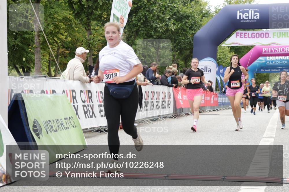 06.09.2026 - CURREX Alsterlauf Yannick Fuchs http://msf.ph/oto/10226248 06.09.2026 10:18:03 Ziel 1297, 2920, 2928, 3018, 3917, 4134, 4906, 4915, 4977 meine-sportfotos.de