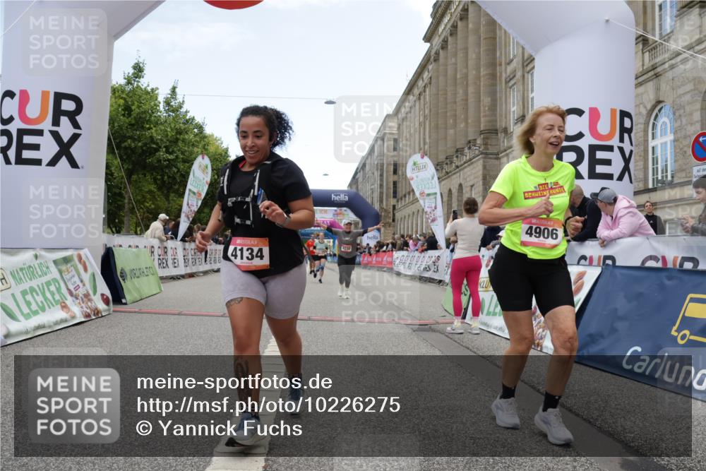06.09.2026 - CURREX Alsterlauf Yannick Fuchs http://msf.ph/oto/10226275 06.09.2026 10:18:08 Ziel 1297, 2026, 2208, 2209, 2920, 2928, 3018, 3917, 4134, 4232, 4906, 4915 meine-sportfotos.de