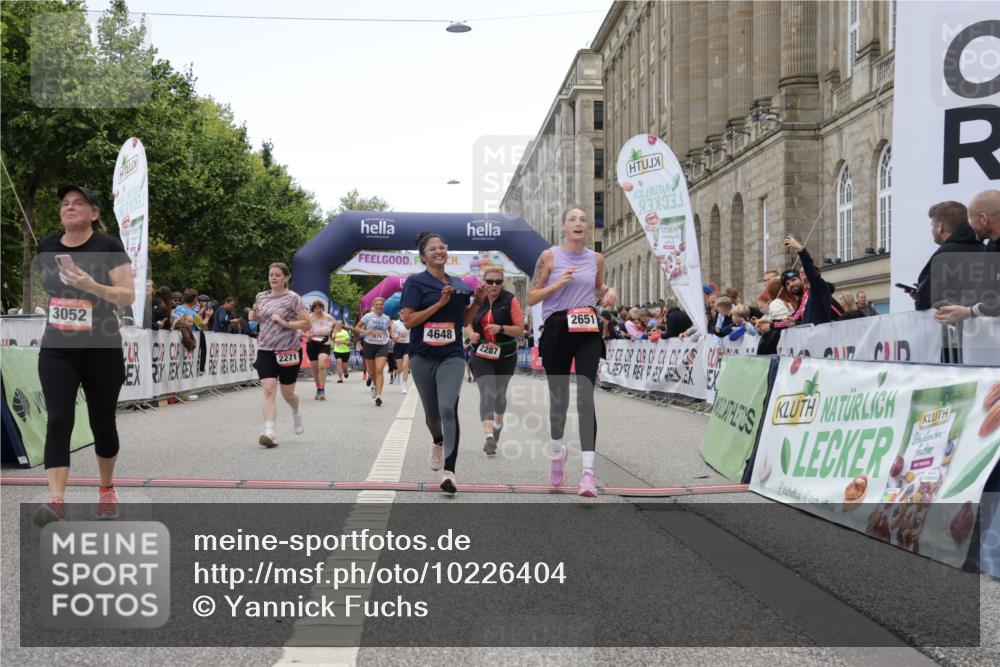 06.09.2026 - CURREX Alsterlauf Yannick Fuchs http://msf.ph/oto/10226404 06.09.2026 10:18:38 Ziel 2271, 2287, 2349, 2651, 2656, 2960, 3052, 3358, 3875, 3879, 4648, 8001 meine-sportfotos.de