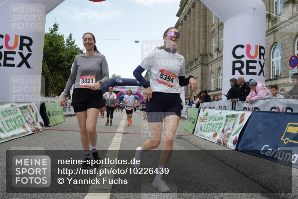 06.09.2026 - CURREX Alsterlauf Yannick Fuchs http://msf.ph/oto/10226439 06.09.2026 10:18:46 Ziel 2271, 2287, 2651, 2872, 3421, 3875, 3879, 4406, 4560, 4648, 4857, 5394, 5489, 6067 meine-sportfotos.de