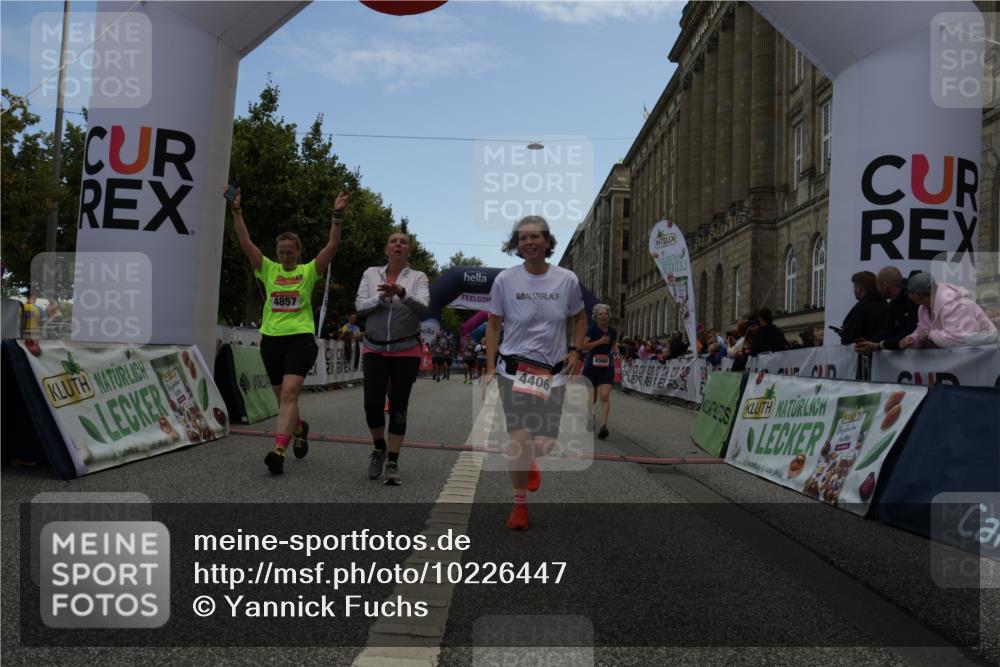 06.09.2026 - CURREX Alsterlauf Yannick Fuchs http://msf.ph/oto/10226447 06.09.2026 10:18:48 Ziel 2872, 3421, 3875, 3879, 4406, 4560, 4857, 5394, 5489, 6067 meine-sportfotos.de