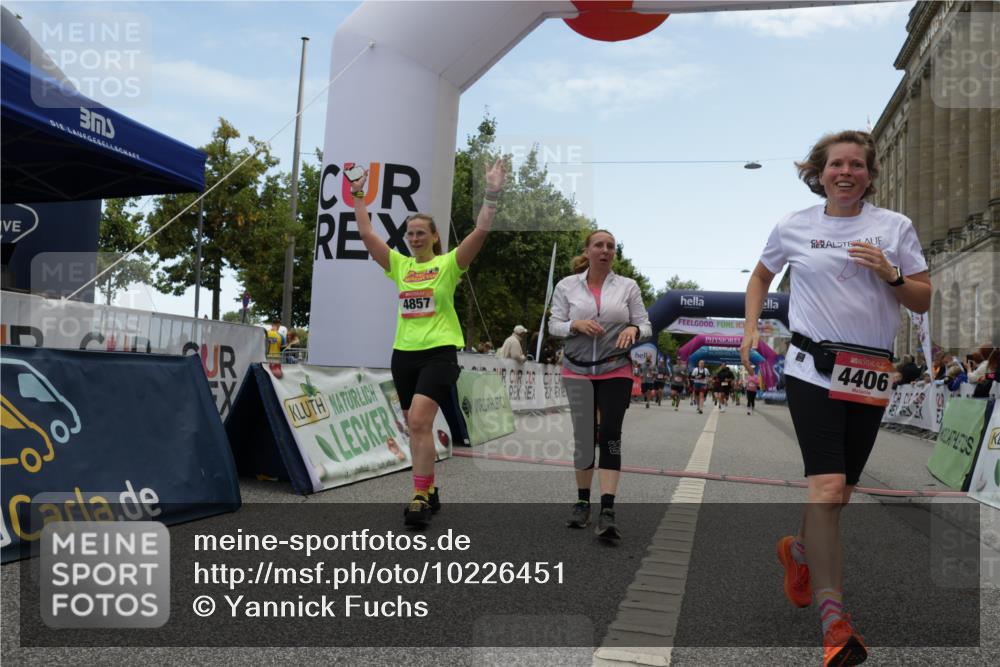 06.09.2026 - CURREX Alsterlauf Yannick Fuchs http://msf.ph/oto/10226451 06.09.2026 10:18:48 Ziel 2872, 3421, 3875, 3879, 4406, 4560, 4857, 5394, 5489, 6067 meine-sportfotos.de