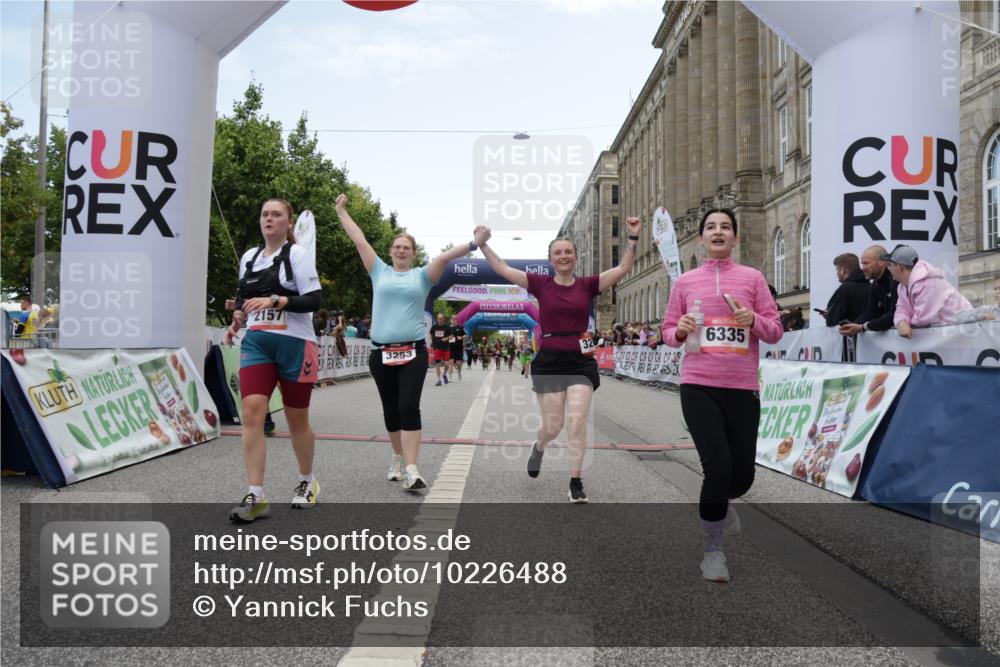 06.09.2026 - CURREX Alsterlauf Yannick Fuchs http://msf.ph/oto/10226488 06.09.2026 10:18:57 Ziel 2157, 2872, 3253, 3272, 3324, 3325, 4044, 4500, 6335 meine-sportfotos.de