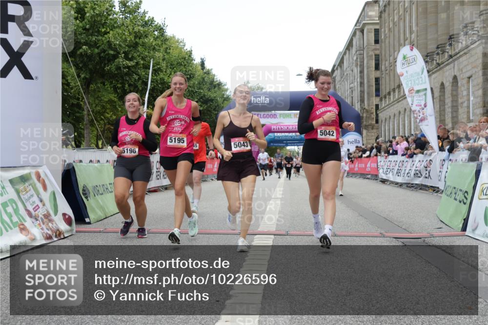 06.09.2026 - CURREX Alsterlauf Yannick Fuchs http://msf.ph/oto/10226596 06.09.2026 10:19:36 Ziel 2292, 2293, 3145, 4480, 5042, 5043, 5195, 5196, 5376, 5648 meine-sportfotos.de