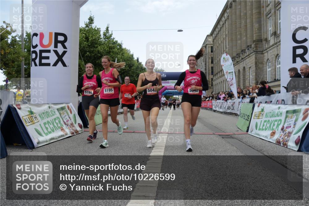 06.09.2026 - CURREX Alsterlauf Yannick Fuchs http://msf.ph/oto/10226599 06.09.2026 10:19:37 Ziel 2292, 2293, 3145, 4480, 5042, 5043, 5195, 5196, 5376, 5648 meine-sportfotos.de