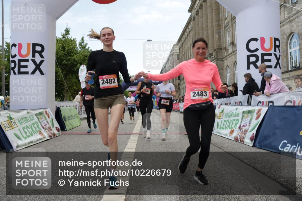 06.09.2026 - CURREX Alsterlauf Yannick Fuchs http://msf.ph/oto/10226679 06.09.2026 10:20:06 Ziel 2031, 2043, 2482, 2483, 3769, 3926, 4270, 4610, 4724, 4767, 5580, 5581 meine-sportfotos.de
