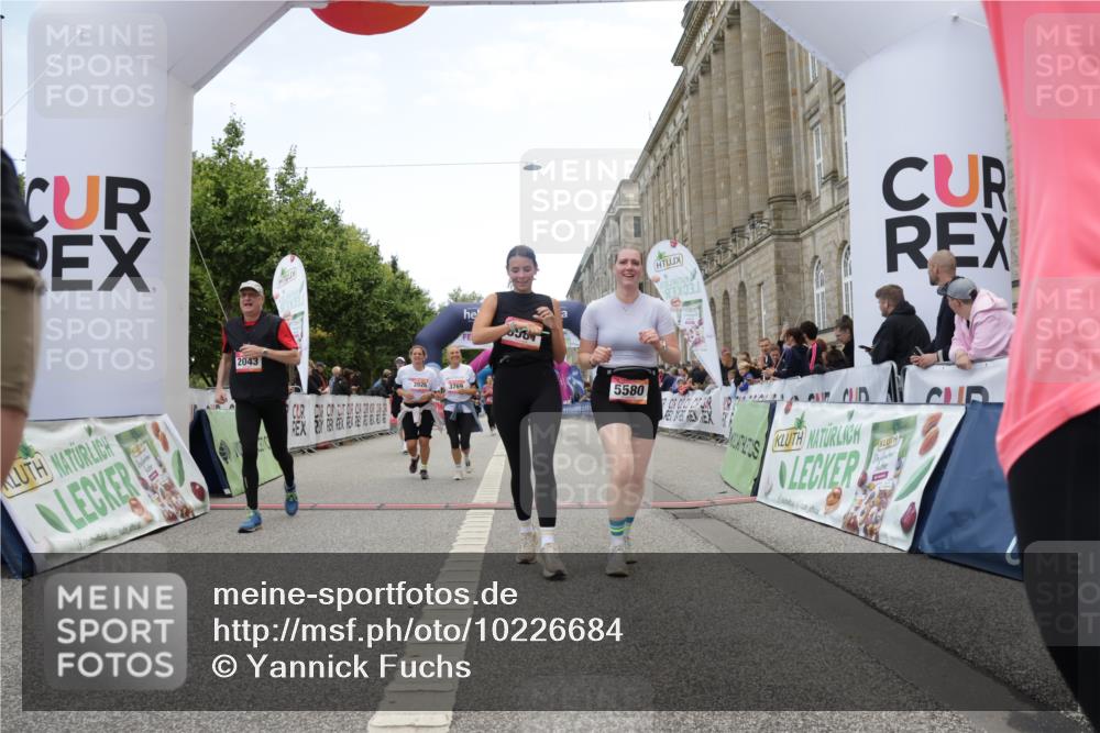 06.09.2026 - CURREX Alsterlauf Yannick Fuchs http://msf.ph/oto/10226684 06.09.2026 10:20:07 Ziel 2031, 2043, 2482, 2483, 3769, 3926, 4270, 4610, 4724, 4767, 5580, 5581 meine-sportfotos.de