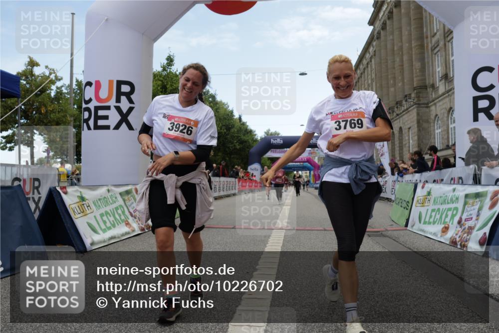 06.09.2026 - CURREX Alsterlauf Yannick Fuchs http://msf.ph/oto/10226702 06.09.2026 10:20:10 Ziel 2031, 2043, 2482, 2483, 3204, 3308, 3769, 3926, 4610, 4724, 5580, 5581 meine-sportfotos.de