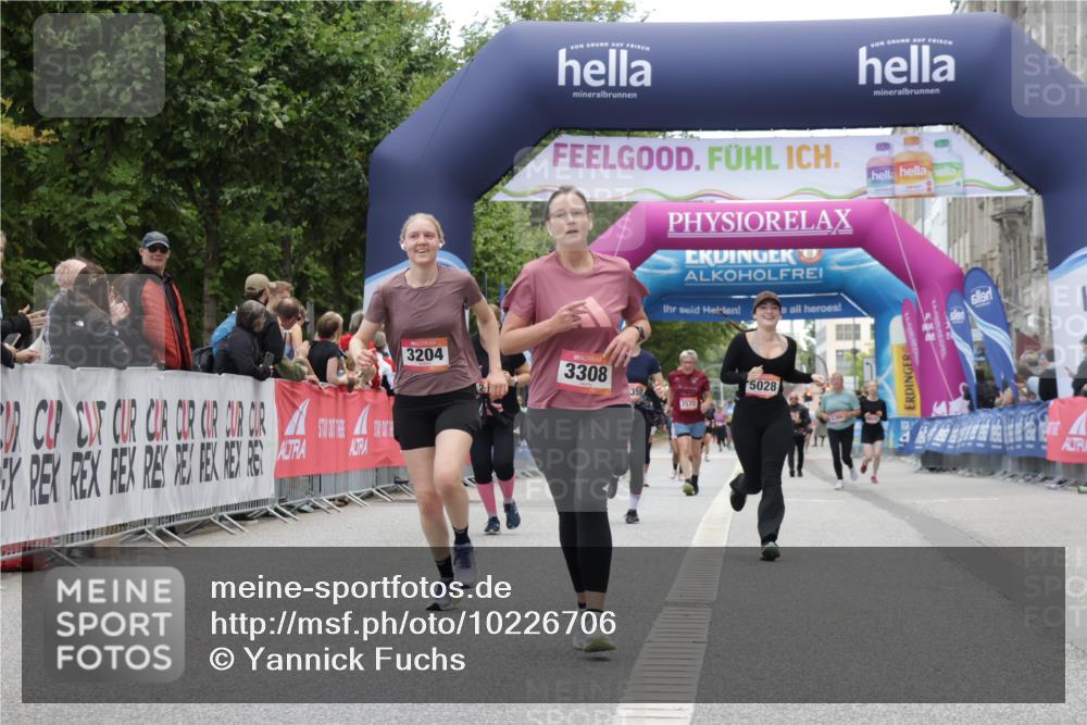 06.09.2026 - CURREX Alsterlauf Yannick Fuchs http://msf.ph/oto/10226706 06.09.2026 10:20:12 Ziel 2043, 3204, 3308, 3769, 3926, 4724, 5028, 5350, 5580, 5581 meine-sportfotos.de