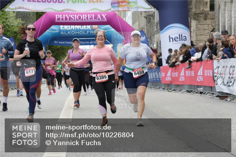 06.09.2026 - CURREX Alsterlauf Yannick Fuchs http://msf.ph/oto/10226804 06.09.2026 10:20:41 Ziel 4171, 4635, 5336, 5337, 6177, 6389, 6459 meine-sportfotos.de
