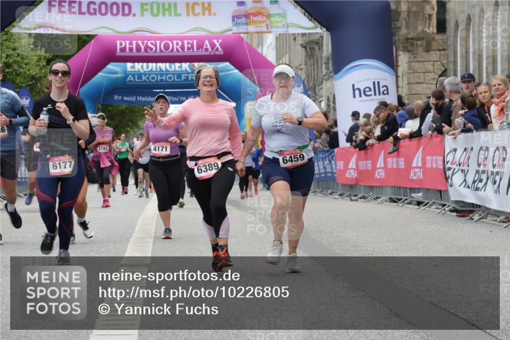 06.09.2026 - CURREX Alsterlauf Yannick Fuchs http://msf.ph/oto/10226805 06.09.2026 10:20:41 Ziel 4171, 4635, 5336, 5337, 6177, 6389, 6459 meine-sportfotos.de