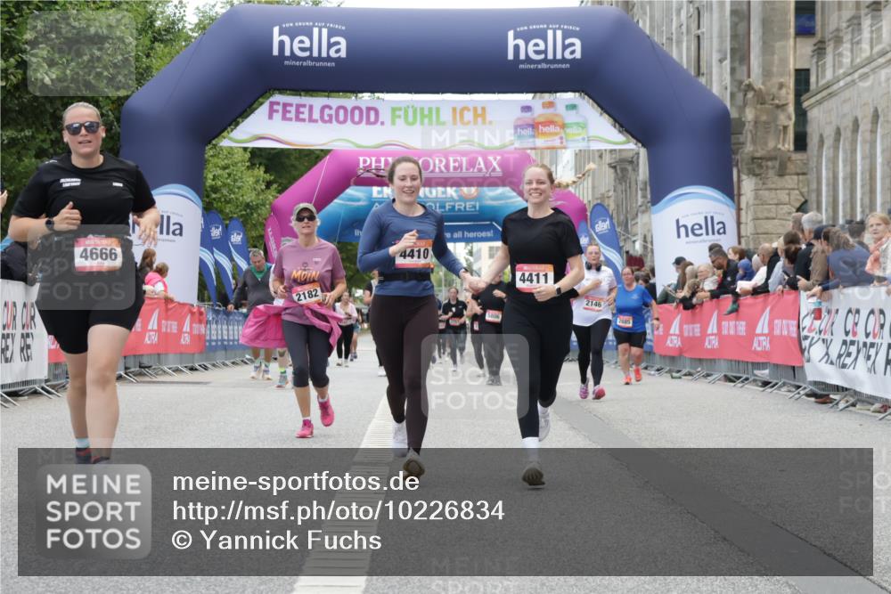 06.09.2026 - CURREX Alsterlauf Yannick Fuchs http://msf.ph/oto/10226834 06.09.2026 10:20:48 Ziel 4171, 4410, 4411, 4666, 5336, 5337, 6177, 6389, 6459 meine-sportfotos.de