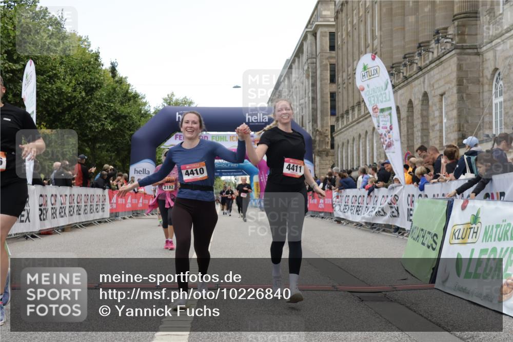 06.09.2026 - CURREX Alsterlauf Yannick Fuchs http://msf.ph/oto/10226840 06.09.2026 10:20:51 Ziel 2146, 2182, 4171, 4410, 4411, 4666, 5336, 5337, 6177, 6389, 6459 meine-sportfotos.de