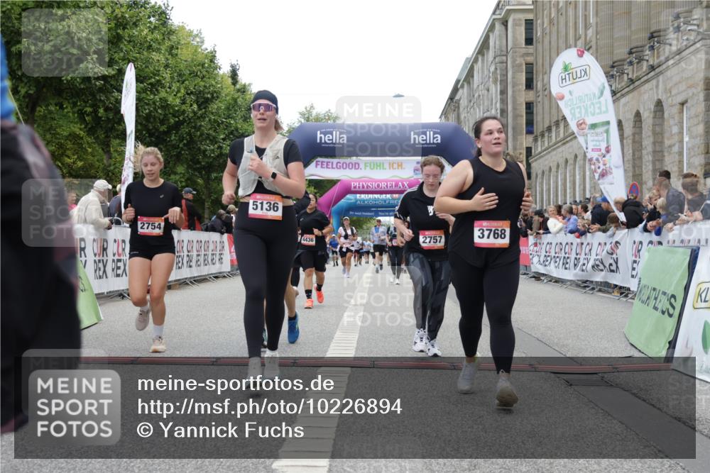 06.09.2026 - CURREX Alsterlauf Yannick Fuchs http://msf.ph/oto/10226894 06.09.2026 10:21:04 Ziel 2754, 2755, 2757, 2885, 3495, 4436, 4562, 5136, 5180, 5806, 6403, 6404 meine-sportfotos.de