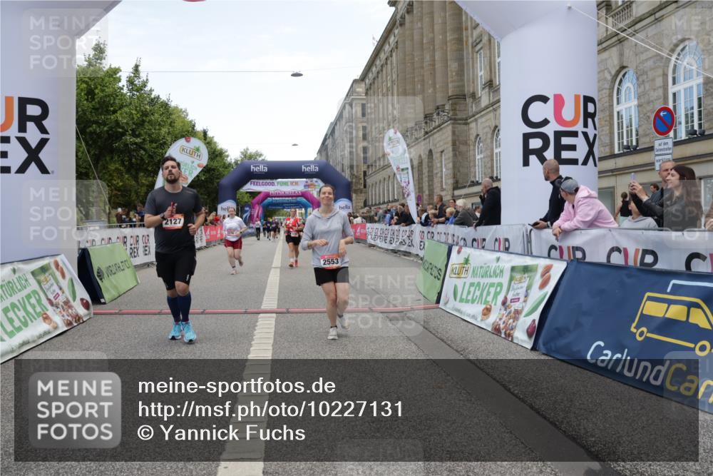 06.09.2026 - CURREX Alsterlauf Yannick Fuchs http://msf.ph/oto/10227131 06.09.2026 10:24:00 Ziel 2127, 2152, 2276, 2553, 5817, 6167 meine-sportfotos.de