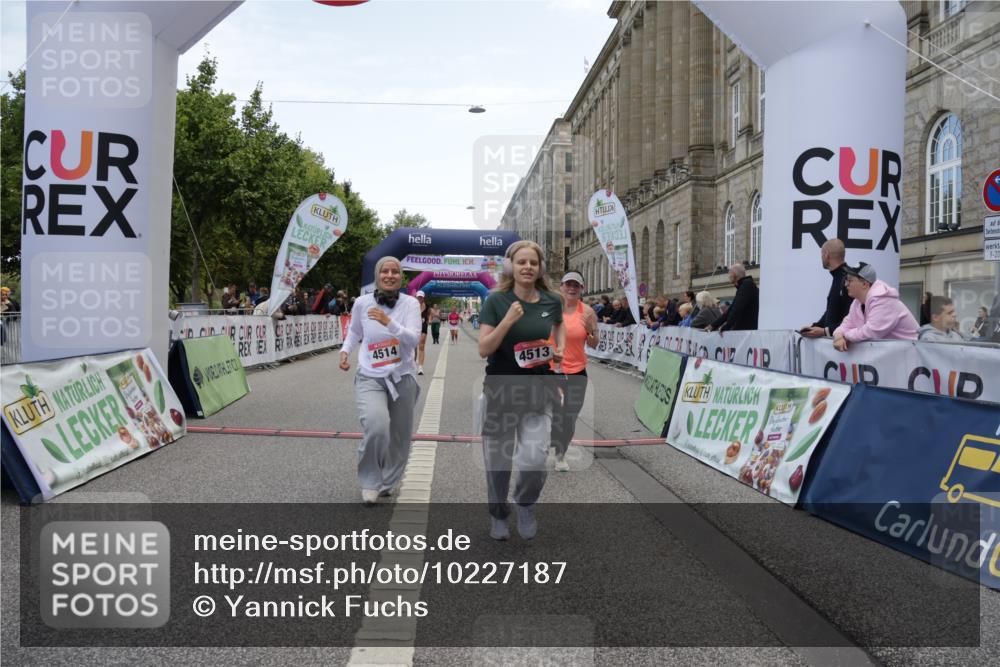 06.09.2026 - CURREX Alsterlauf Yannick Fuchs http://msf.ph/oto/10227187 06.09.2026 10:24:17 Ziel 2393, 2726, 2924, 3183, 3185, 3965, 4513, 4514, 5035, 5732, 6422 meine-sportfotos.de