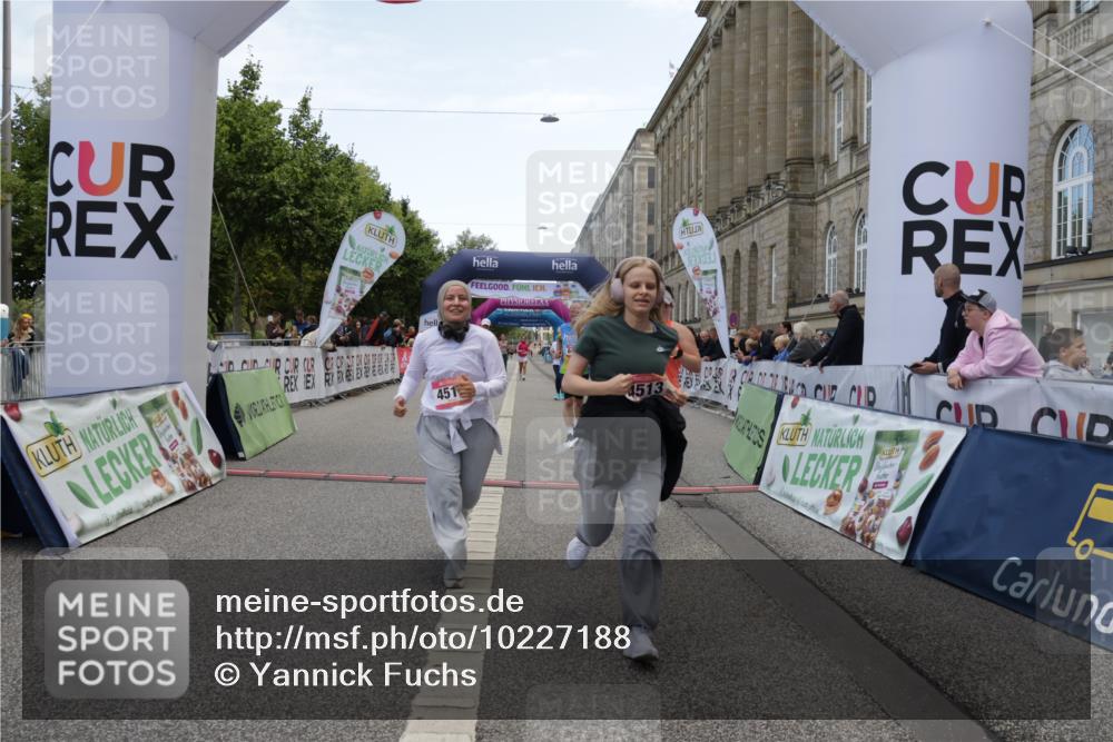 06.09.2026 - CURREX Alsterlauf Yannick Fuchs http://msf.ph/oto/10227188 06.09.2026 10:24:18 Ziel 2393, 3183, 3185, 3856, 3965, 4513, 4514, 5732, 6422 meine-sportfotos.de