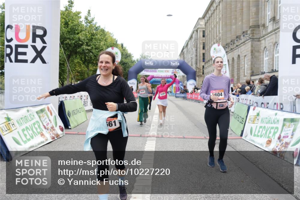 06.09.2026 - CURREX Alsterlauf Yannick Fuchs http://msf.ph/oto/10227220 06.09.2026 10:24:27 Ziel 2662, 3856, 3899, 3900, 5604, 5842 meine-sportfotos.de