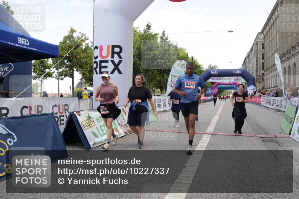 06.09.2026 - CURREX Alsterlauf Yannick Fuchs http://msf.ph/oto/10227337 06.09.2026 10:25:51 Ziel 2075, 2635, 2636, 3297, 3774, 4258, 4794, 5409, 6202, 6252, 6325 meine-sportfotos.de