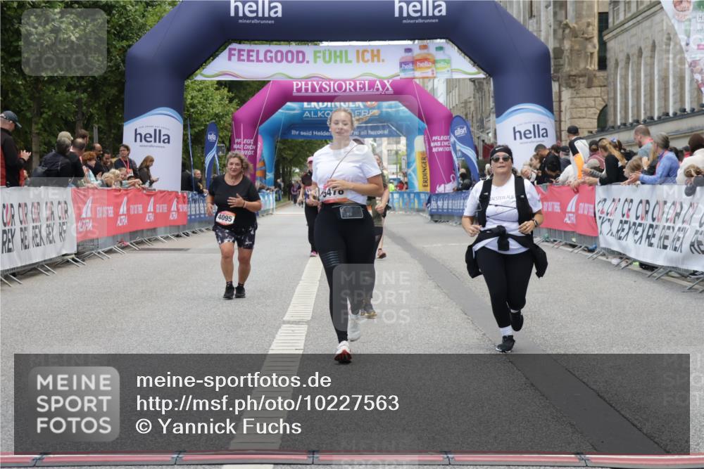 06.09.2026 - CURREX Alsterlauf Yannick Fuchs http://msf.ph/oto/10227563 06.09.2026 10:27:43 Ziel 3070, 4307, 4544, 5478, 8053 meine-sportfotos.de