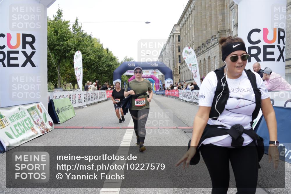 06.09.2026 - CURREX Alsterlauf Yannick Fuchs http://msf.ph/oto/10227579 06.09.2026 10:27:48 Ziel 3054, 4095, 4351, 4544, 5478, 8053 meine-sportfotos.de