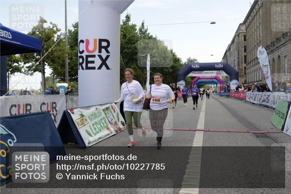 06.09.2026 - CURREX Alsterlauf Yannick Fuchs http://msf.ph/oto/10227785 06.09.2026 10:29:55 Ziel 4018, 6440, 6462, 6468 meine-sportfotos.de