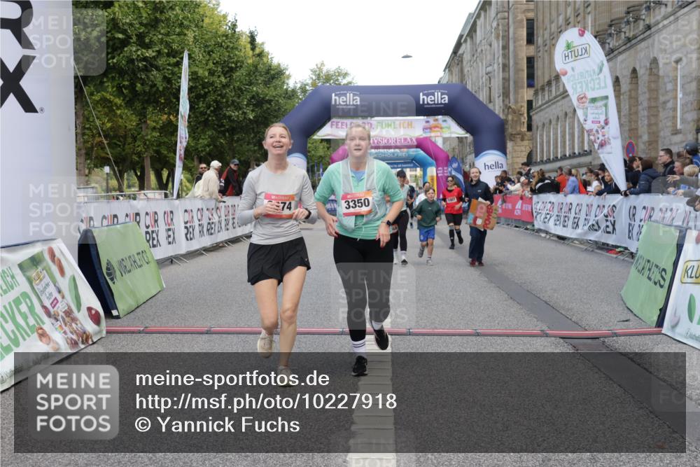 06.09.2026 - CURREX Alsterlauf Yannick Fuchs http://msf.ph/oto/10227918 06.09.2026 10:31:42 Ziel 3350, 3936, 3937, 5368, 6374 meine-sportfotos.de