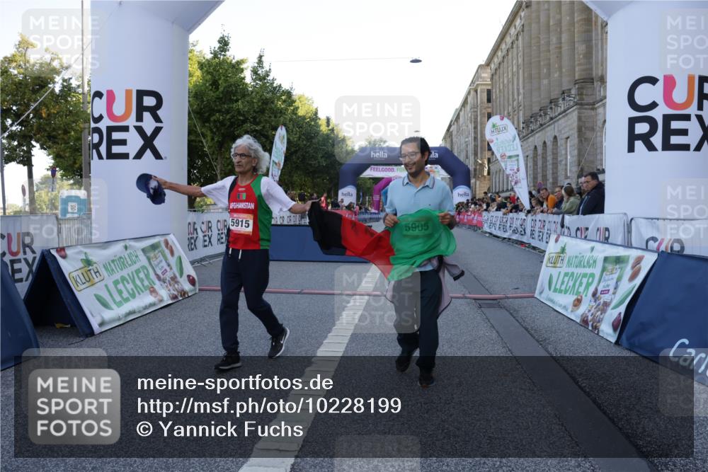 06.09.2026 - CURREX Alsterlauf Yannick Fuchs http://msf.ph/oto/10228199 06.09.2026 10:39:50 Ziel 5905, 5915 meine-sportfotos.de